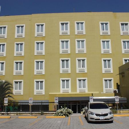 Beverly Hills: Hotel And Business Nuevo Cuscatlan 外观 照片