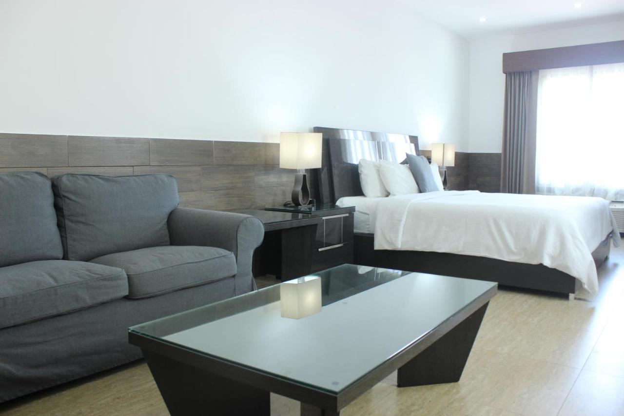 Beverly Hills: Hotel And Business Nuevo Cuscatlan 外观 照片