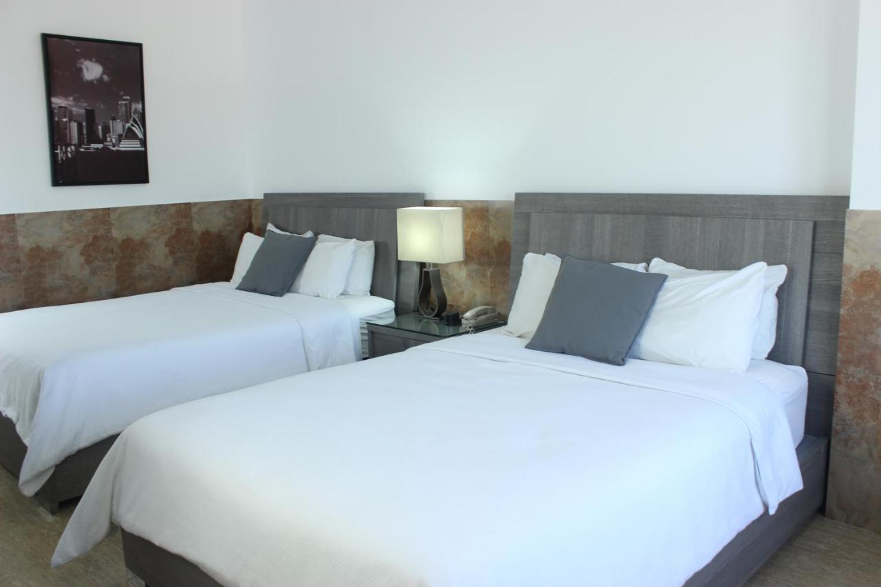 Beverly Hills: Hotel And Business Nuevo Cuscatlan 外观 照片