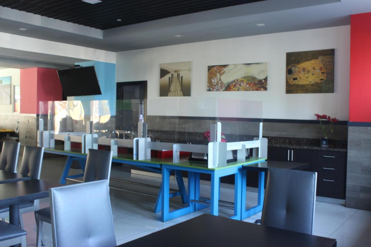 Beverly Hills: Hotel And Business Nuevo Cuscatlan 外观 照片