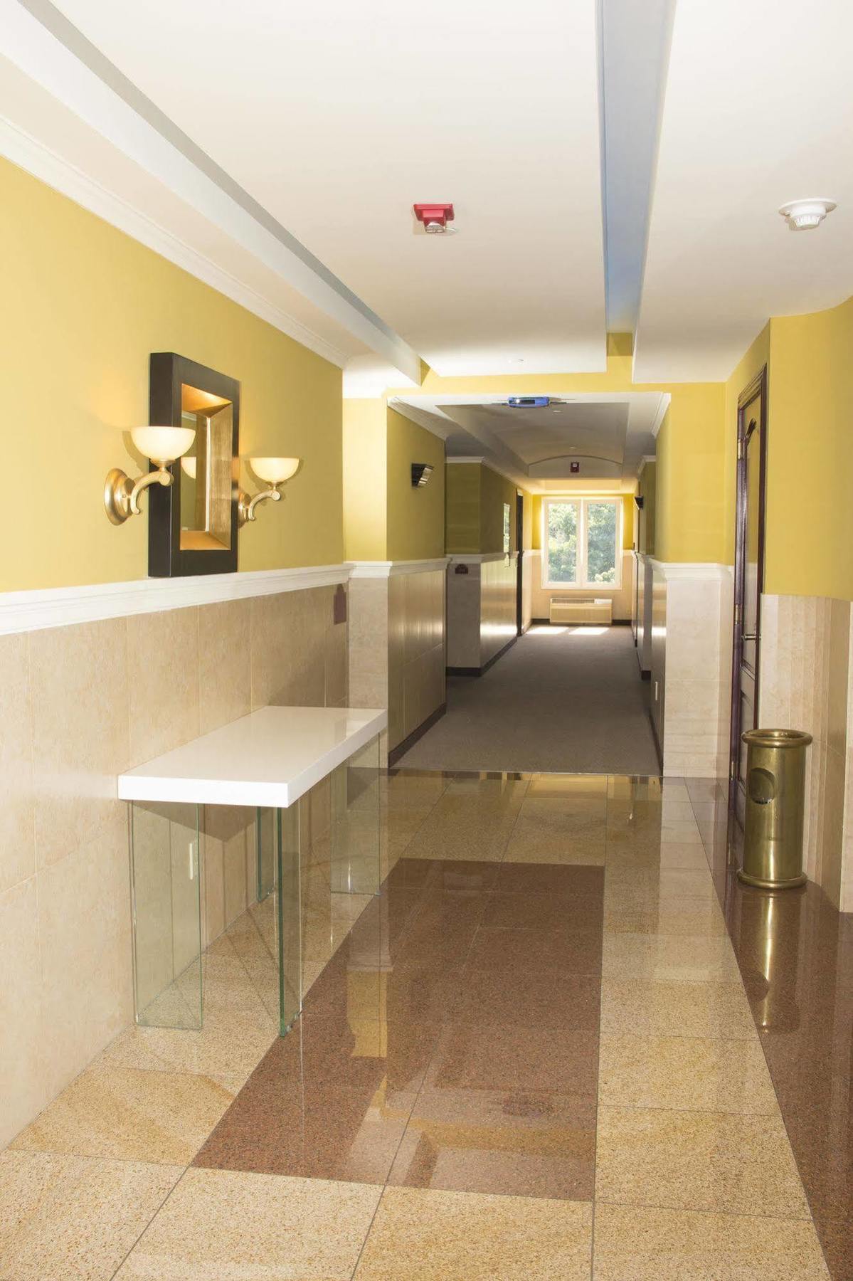 Beverly Hills: Hotel And Business Nuevo Cuscatlan 外观 照片